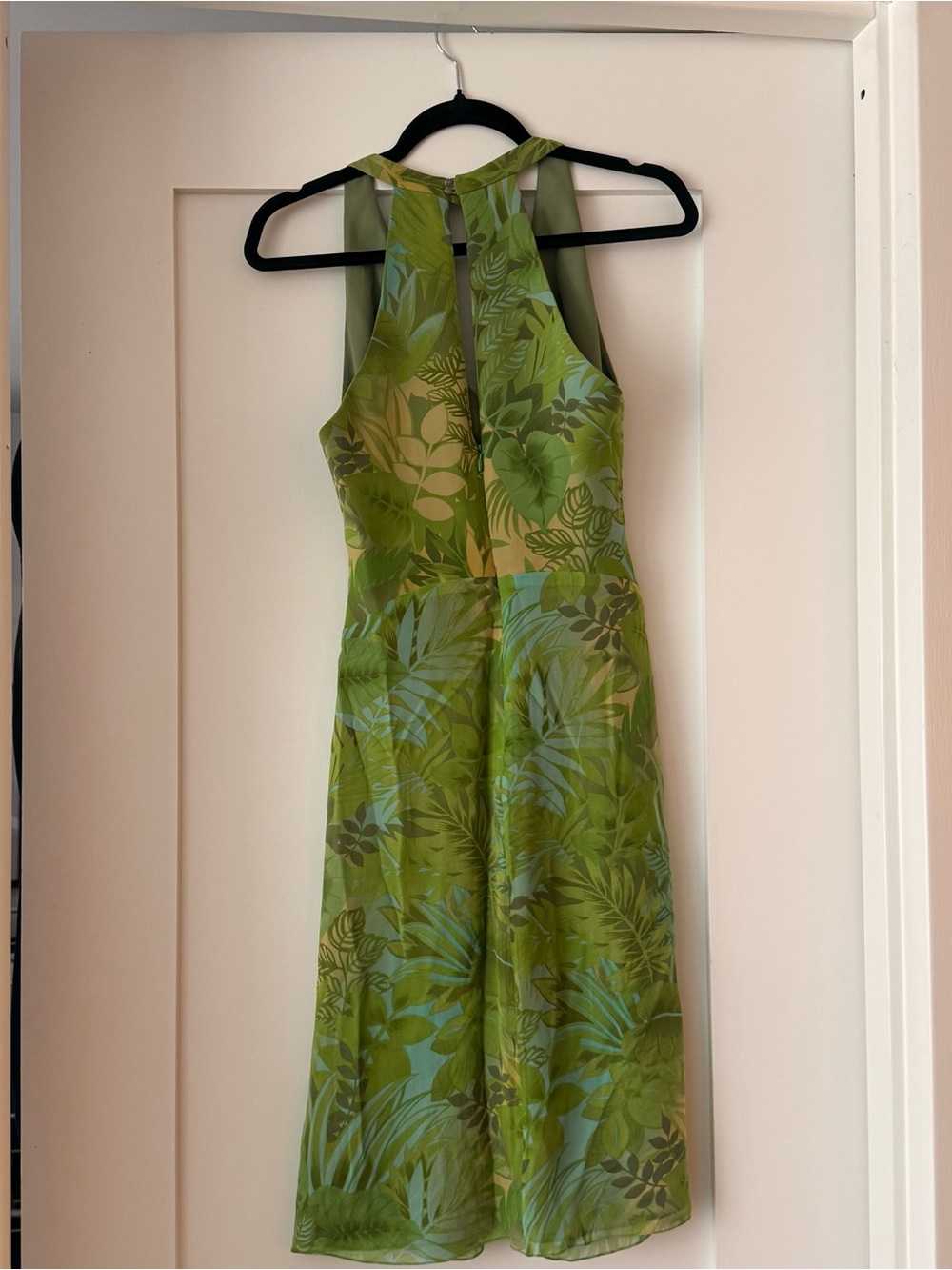 Kay Unger Green Tropical Halter Midi Dress 100% Silk Size 2 - Picture 2 of 3